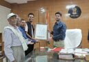 सामूहिक विवाह के सफ़ल आयोजन के लिए गोंड़ समाज द्वारा कलेक्टर का सम्मान