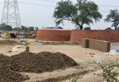 अवैध ईंट भट्ठा संचालकों पर नहीं हो रही कार्रवाई, पर्यावरण की अनदेखी और नियमों की उड़ रही धज्जियां