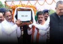 मुख्यमंत्री ने शहीद एएसपी आकाश राव गिरपुंजे को दी श्रद्धांजलि, कंधा देकर दी अंतिम विदाई