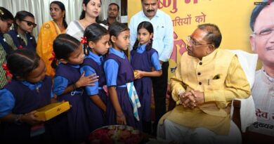 छत्तीसगढ़ में भीषण गर्मी को देखते हुए स्कूलों के समय में बदलाव, सीएम साय ने दी बच्चों को पढ़ाई में आगे बढ़ने की प्रेरणा