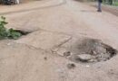अर्जुनी टोनाटार चौक के पास नाली टूटी कभी भी हो सकता है गंभीर हादसा
