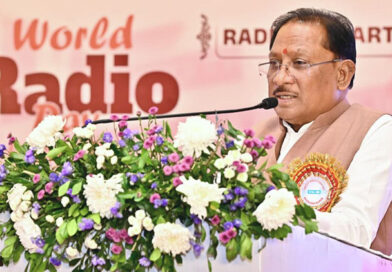 विश्व रेडियो दिवस पर रायपुर में ‘वंदे मातरम’ के नए संस्करण का लोकार्पण, रेडियो और एआई पर मुख्यमंत्री का जोर